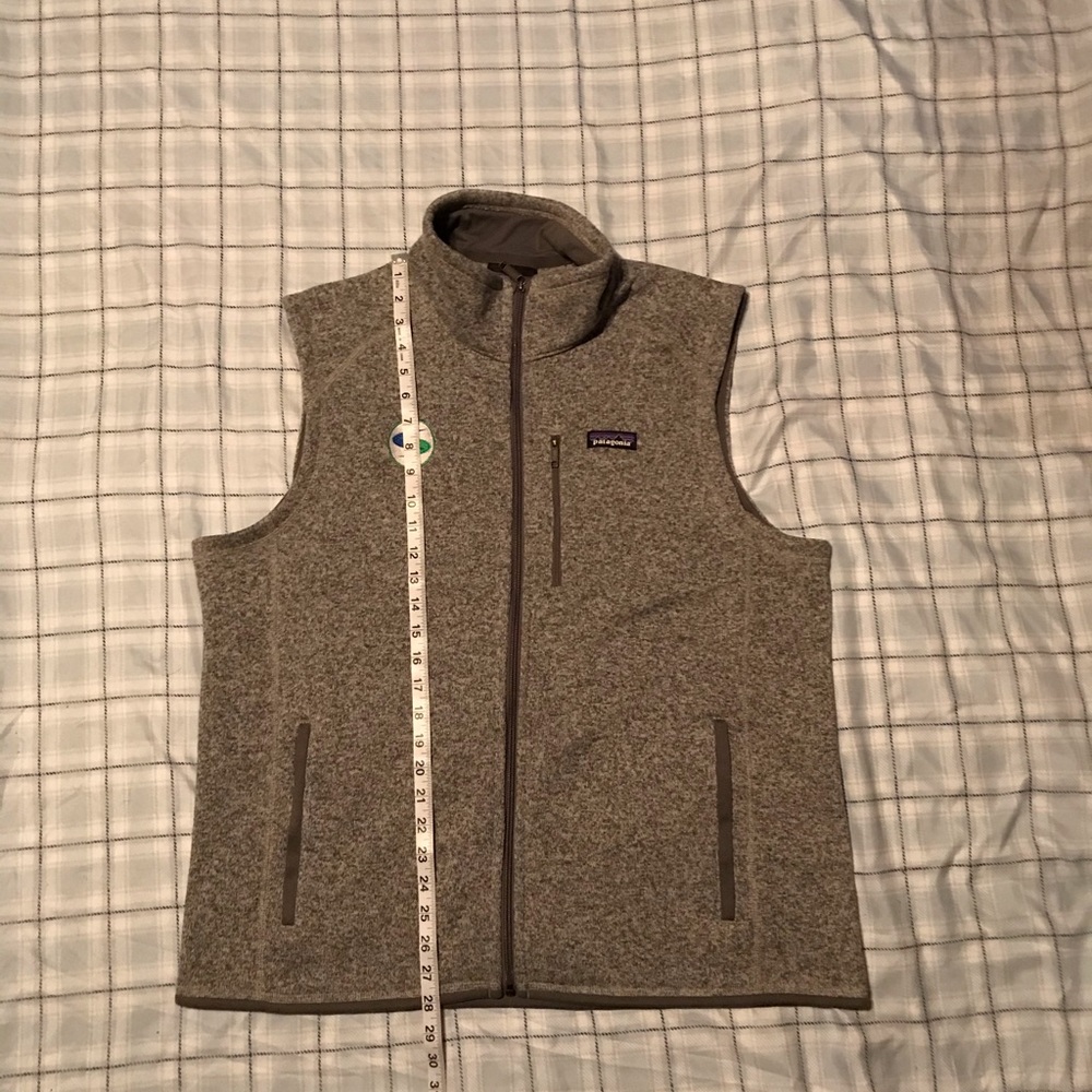 Patagonia sleeve less zip up fleece size XL